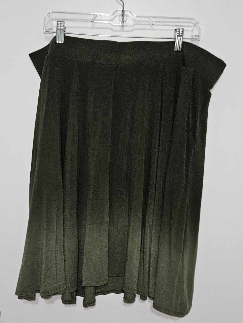 torrid Women's Skirt 2 Olive Green Super Soft Ombre